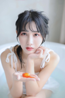 明星专题：岑宝儿